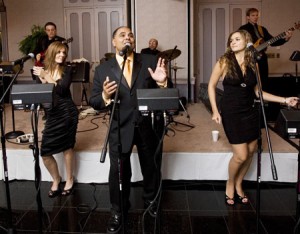 4 Tips for Choosing a Great Live Band for Your Wedding