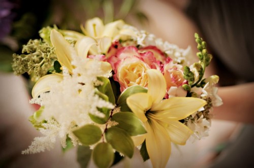 wedding flowers to avoid